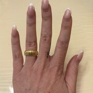 Uncommon James Gold Ribbed Ring